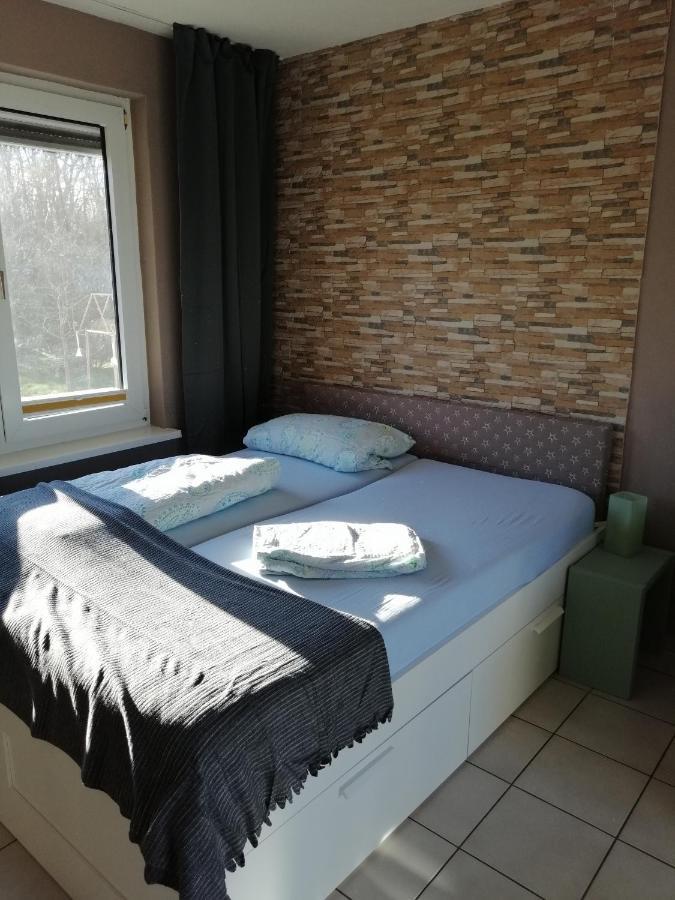 Appartement Haus Bernsteinchen à Gustow  Extérieur photo